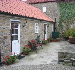 Image of Horseshoe and Anvil self-catering cottages at The Old Forge, Wilton